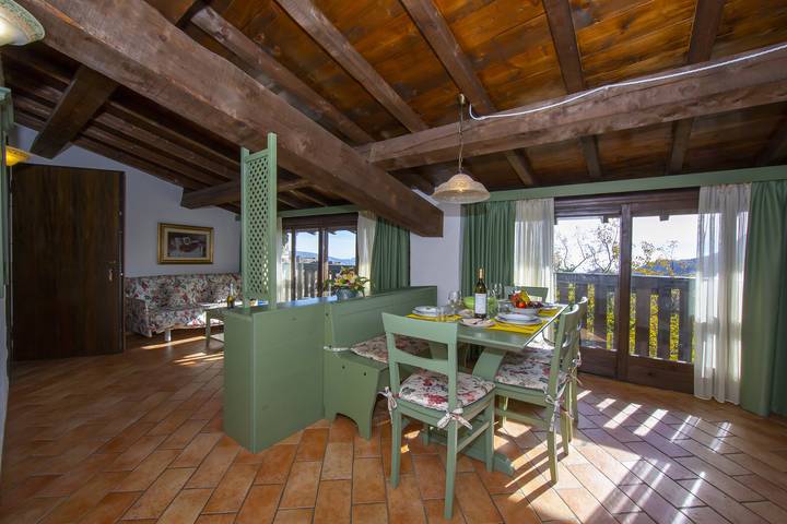 Ferienwohnung für 6 Personen, mit Seeblick, kinderfreundlich in Gargnano
