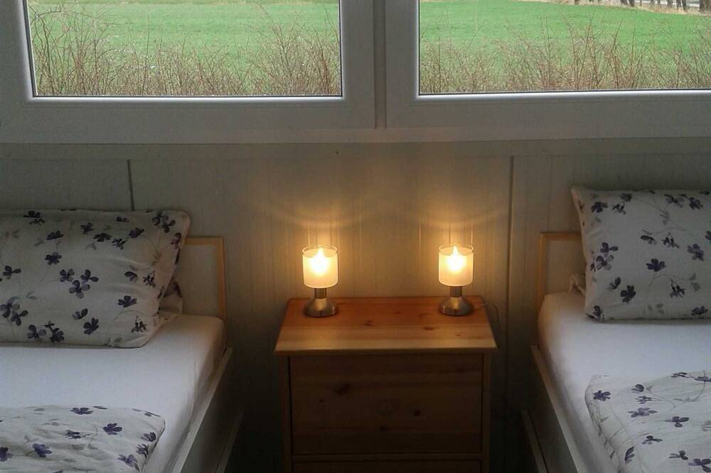 Tiny House 1 mit Terrasse, sehr ruhig in Kollmar - Luxus Chalet mit Terrasse in Kollmar, Kreis Steinburg