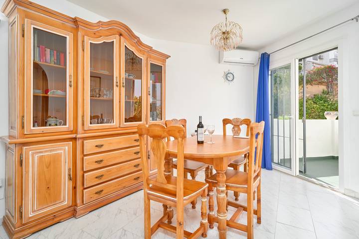 Ferienwohnung für 6 Personen, mit Balkon und Garten in Nerja - 4