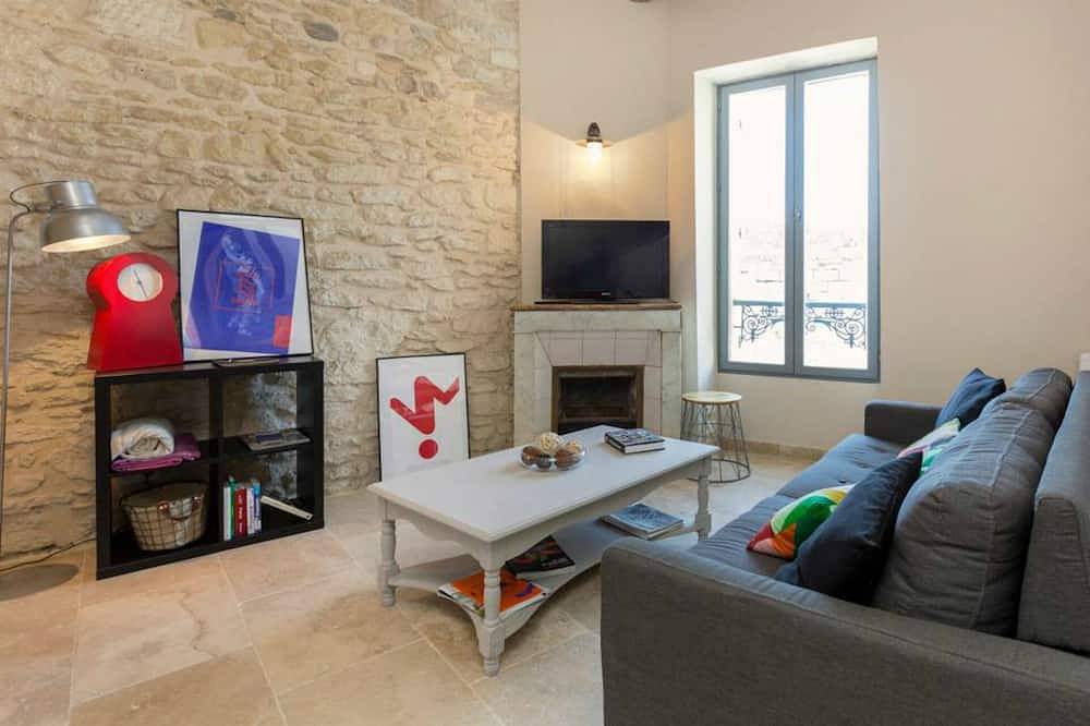 Geheel appartement, Nieuw appartement 2 kamers centrum in Avignon, Vaucluse