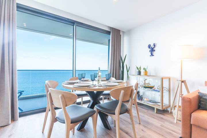 Gîte pour 6 personnes, avec balcon ainsi que piscine et vue sur l’océan à Câmara de Lobos - 3