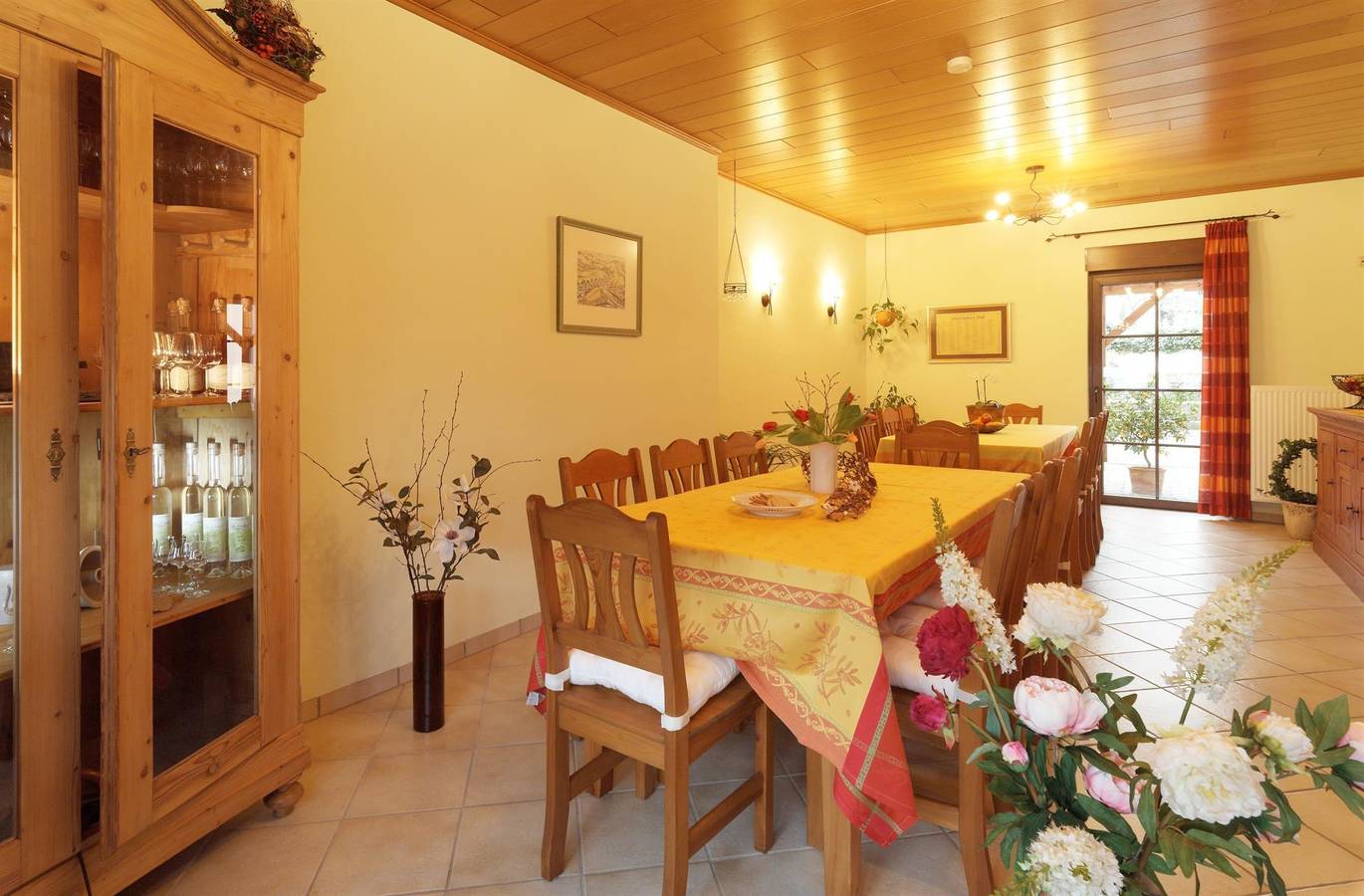 Ganze Ferienwohnung, Gästehaus Eva Falkenburg in Kesten, Bernkastel-Kues & Umgebung