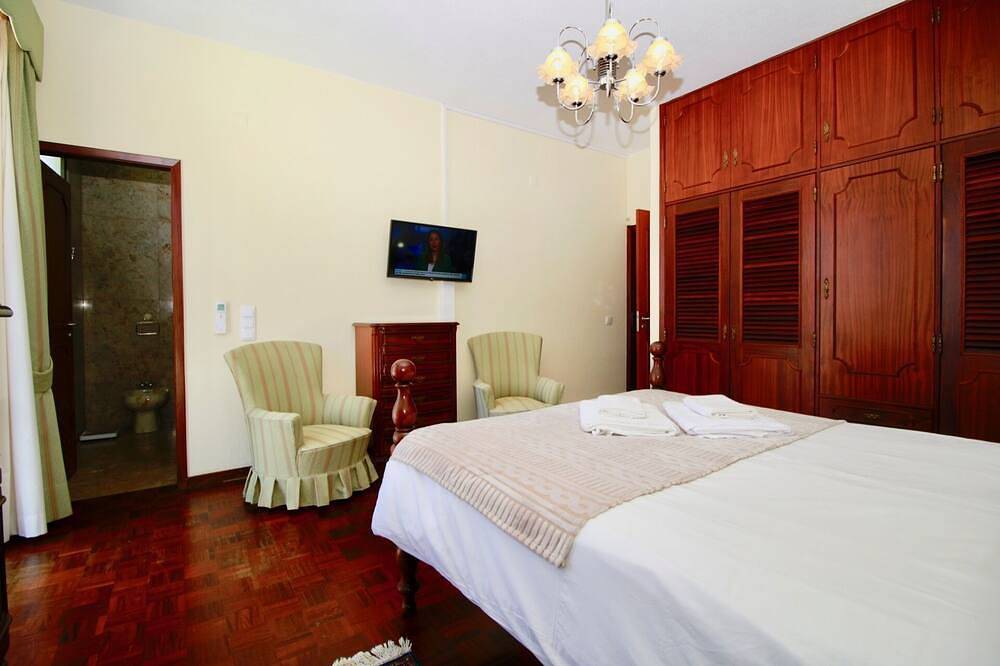 Villen Quinta da Lapa 2. Villa. Beheizter Pool. Wifi in Câmara de Lobos, Madeira