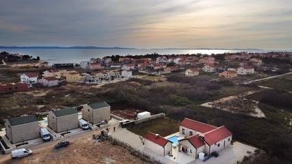 Villa für 8 Personen in Privlaka, Zadar, Bild 1