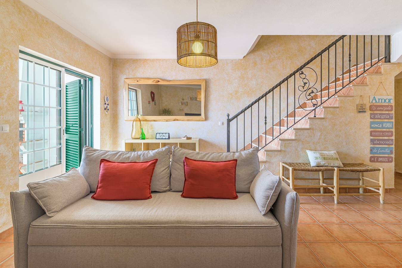 Ganze Wohnung, Apartment 'Refúgio da Longueira' mit privater Terrasse, Balkon und Wlan in Longueira/Almograve, Costa Alentejana