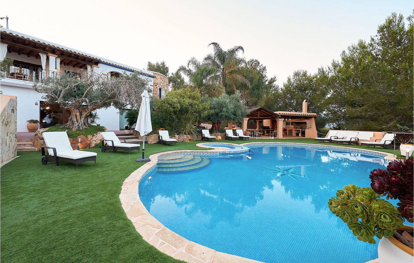 Gemütliches Apartment mit Pool und Terrasse, in der Nähe des Bauernhofs La Granja in Sant Antoni de Portmany, Ibiza Westen
