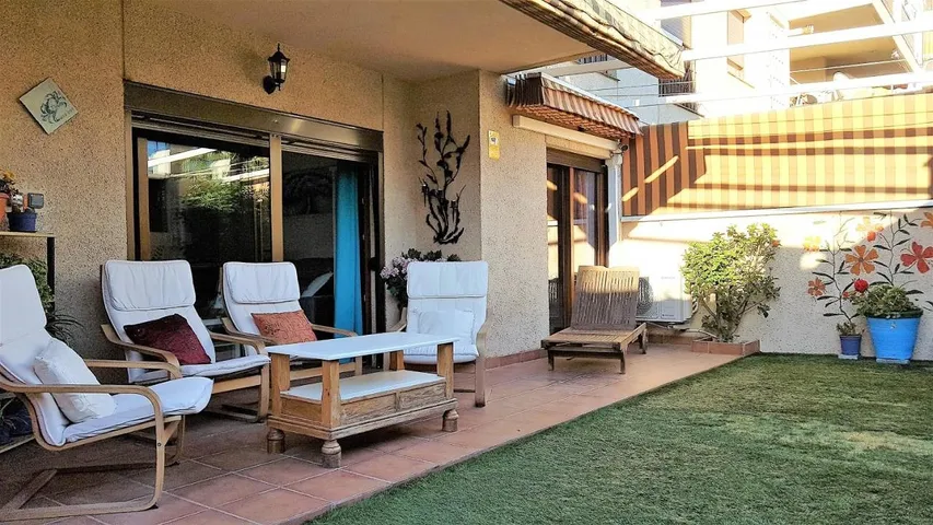 Holiday apartment for 4 people, with sauna and garden as well as pool - 1