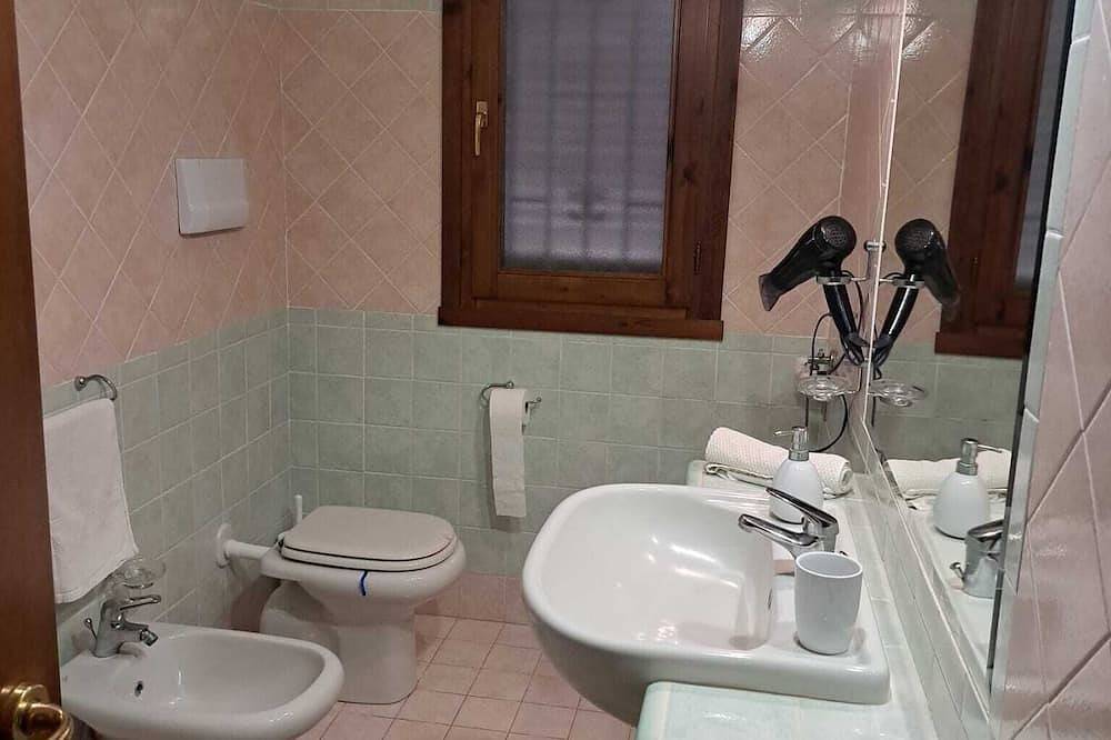 Appartamento intero, Belvedere Castelsardo Swimming pool 4 bedrooms in Castelsardo, Provincia di Sassari