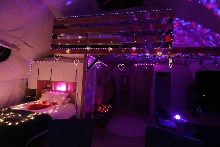 Gîte pour 2 personnes, avec terrasse ainsi que jacuzzi et sauna à Durban-Corbières - 2