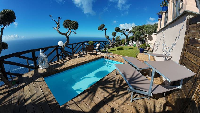 B&b per 4 persone, con Terrazza e Giardino nonché Panorama a Massa Lubrense
