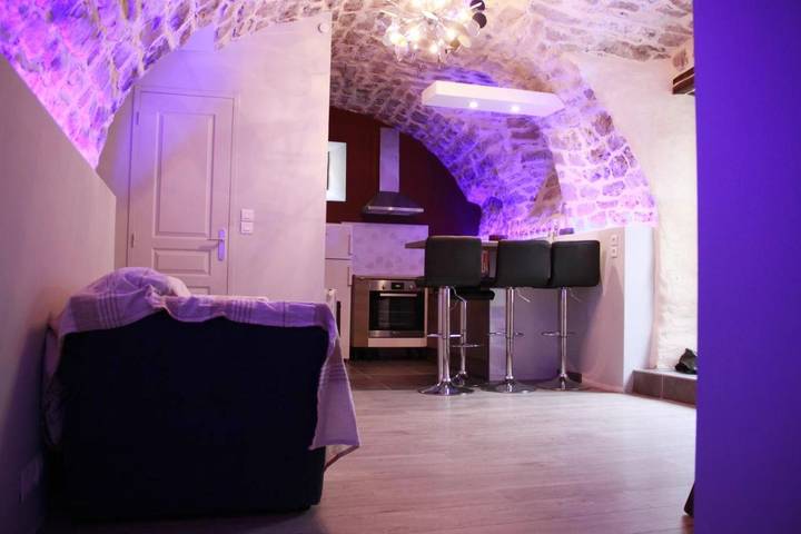 Location de vacances pour 6 personnes, avec Terrasse à Paulhe