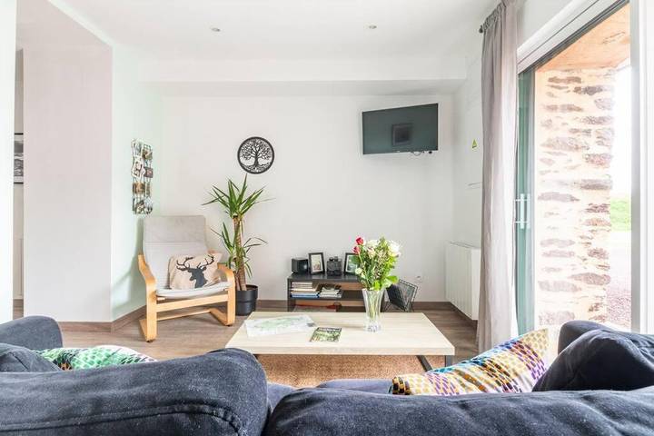 Location de vacances pour 8 personnes, avec jardin, animaux acceptés à Concoret - 4