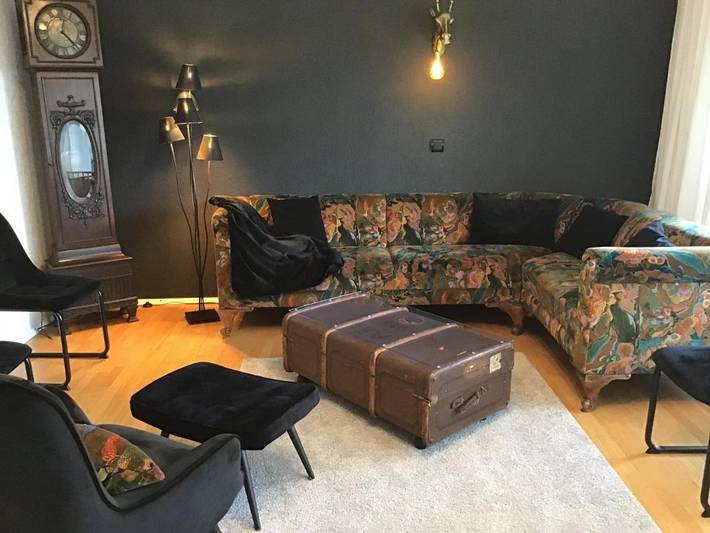 Appartement de vacances pour 9 personnes, avec jardin et piscine, animaux acceptés