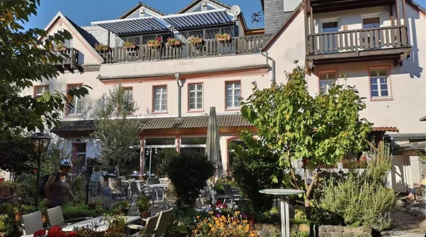 Hotel für 2 Personen, mit Garten in Lahnstein - 2