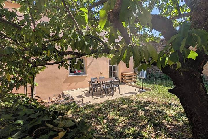Maison de vacances pour 6 personnes, avec Jardin à Solutré-Pouilly