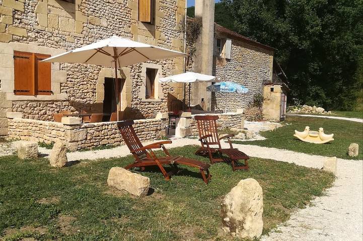 Location de vacances pour 6 personnes, avec terrasse et jardin à Savignac-de-Miremont - 2