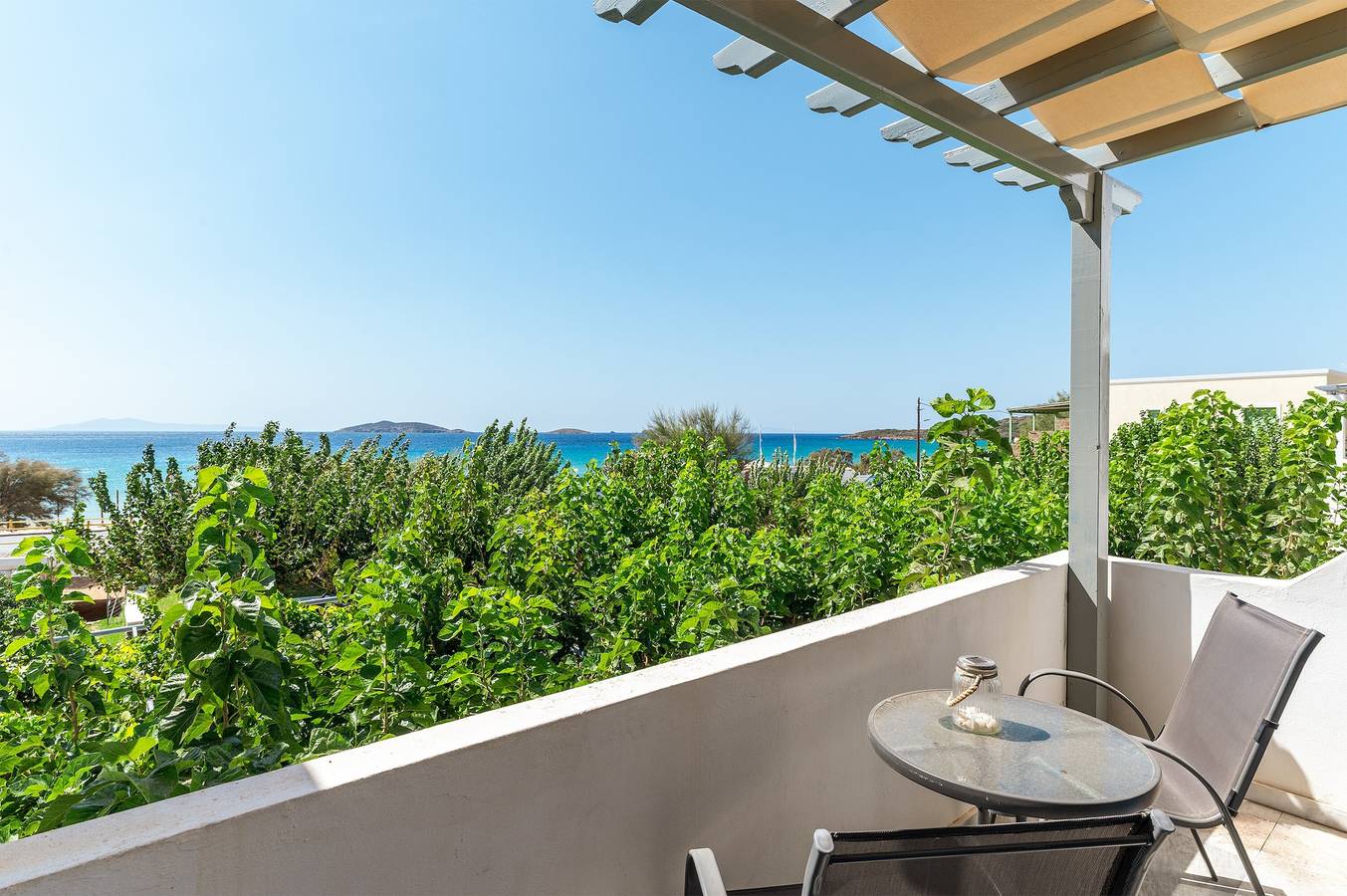 Vakantiehuis '1a Kypri Seaview Perasma Studio' met Uitzicht op Zee, Wifi en Airconditioning in Andros