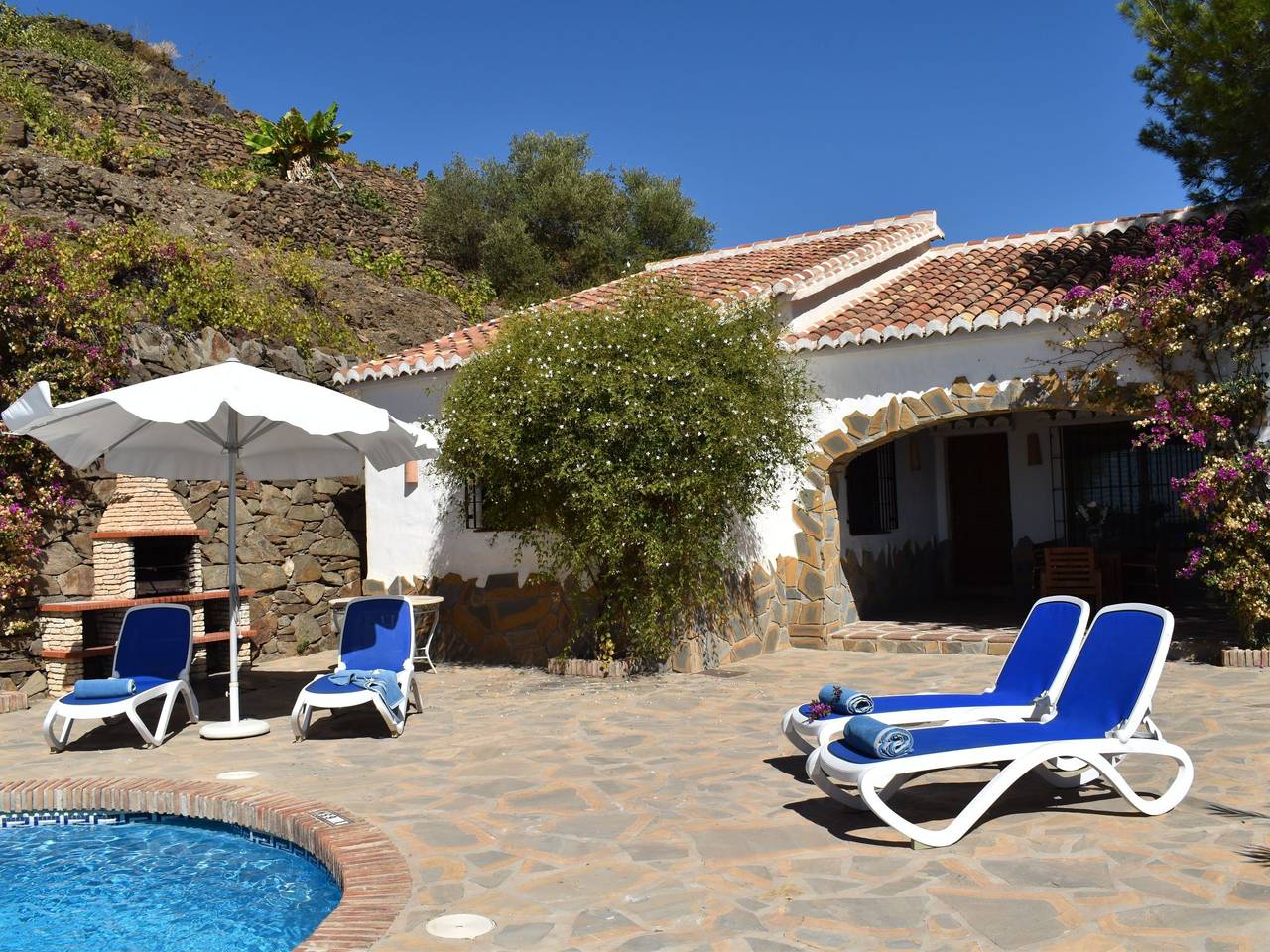 Finca Angarilla mit privatem Pool in Cómpeta, Costa del Sol