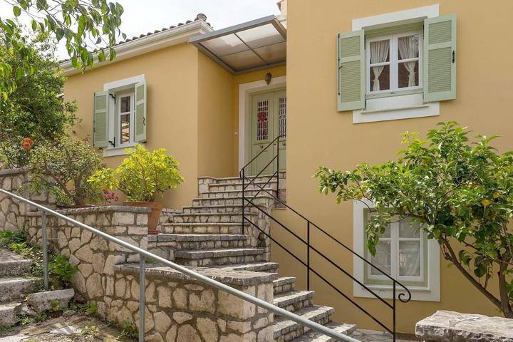 Villa pour 6 personnes, avec vue ainsi que piscine et jardin à Ithaque - 3