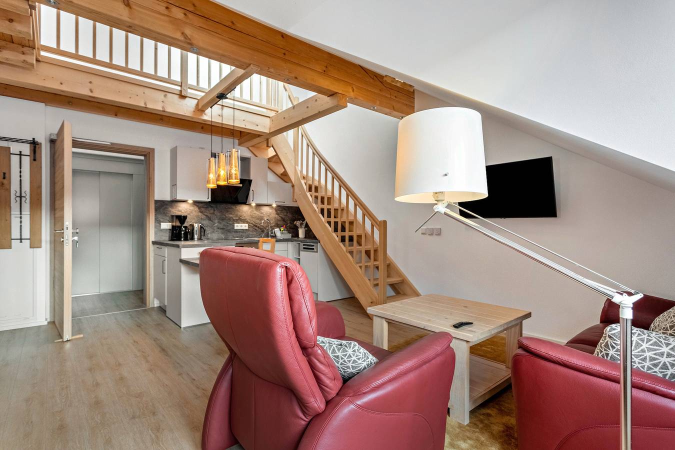 Ganzes Studio, Einzimmerapartment 'Appartement 11' mit gemeinsamer Terrasse, gemeinsamem Garten und Wi-Fi in Kirchseeon, Oberbayern