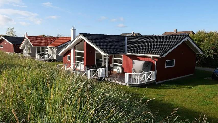 Ferienhaus für 9 Personen, mit Whirlpool und Sauna sowie Terrasse in Großenbrode - 4