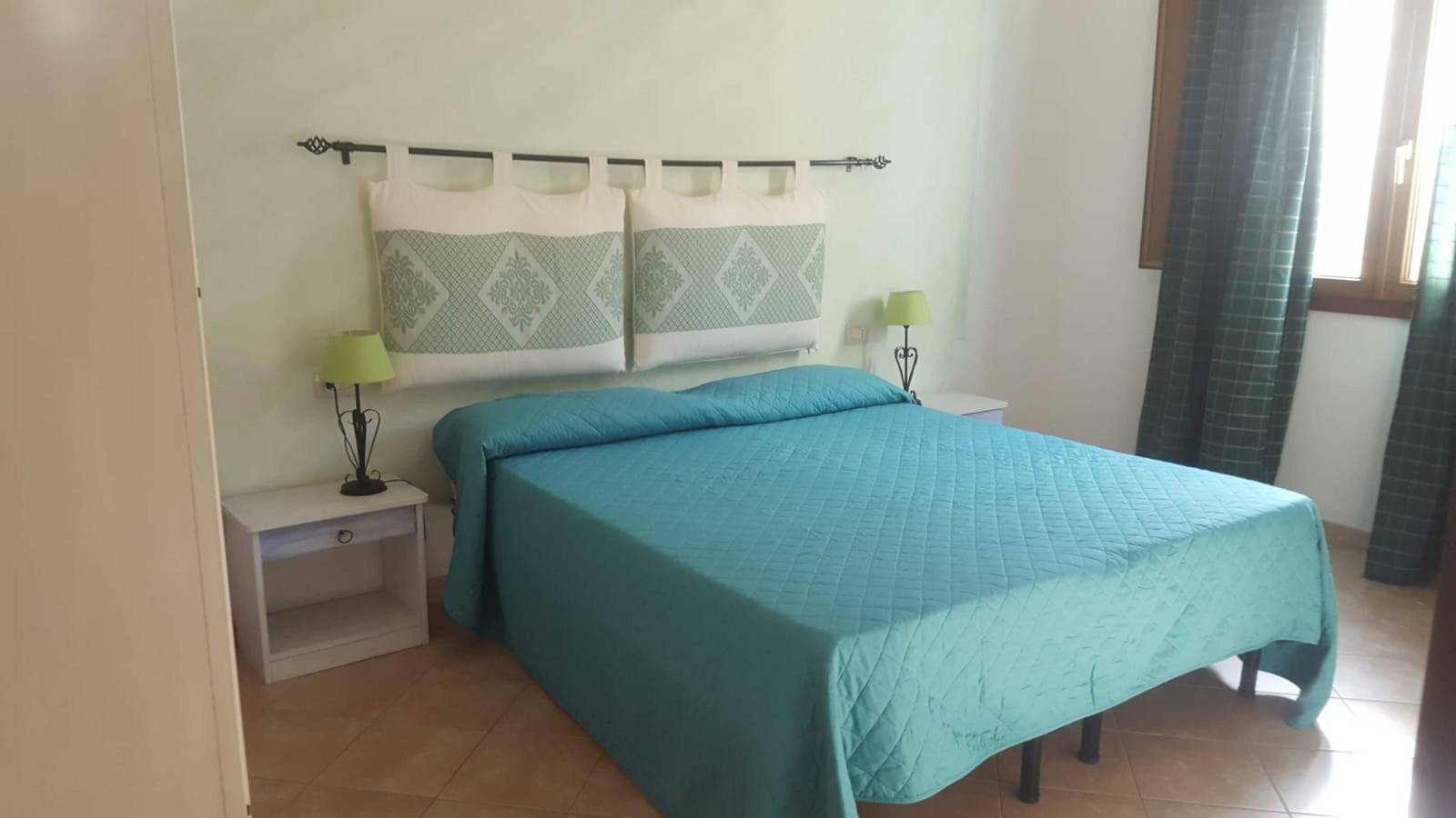 Appartamento intero, Appartamento "Cavalluccio 2 La Maddalena" con terrazza condivisa, Wi-Fi e A/C in Parco Nazionale dell'Arcipelago di La Maddalena, Isola della Maddalena