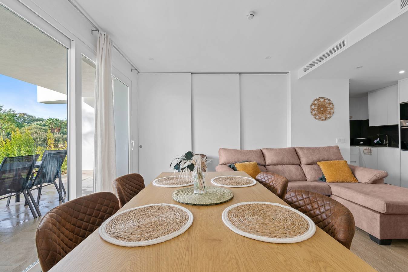 Appartement entier, Appartement 'Alcazaba Lagoon Luxury Retreat' avec jardin privé de 70 m² et piscine commune in Alcazaba Lagoon, Casares