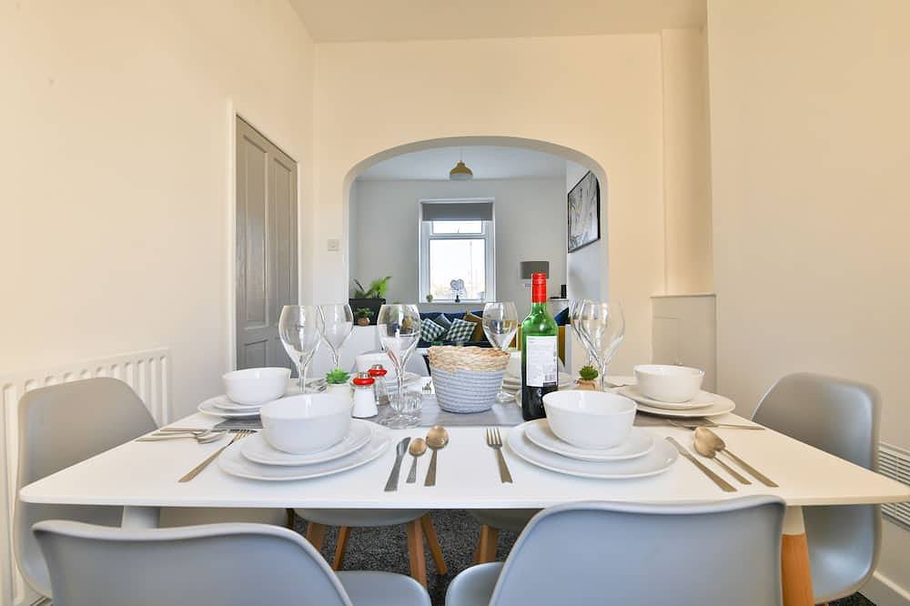 Luxus-Wohnstätte-Eigenes Badezimmer in Cardiff, Cardiff und Umgebung