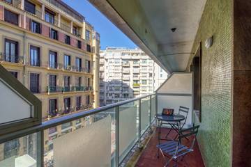 Apartment for 2 People in Playa de la Concha, San Sebastian, Photo 1