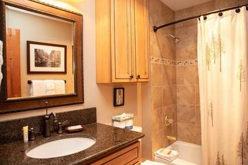 Vacation House for 13 Guests in Keystone, Summit County, Picture 4