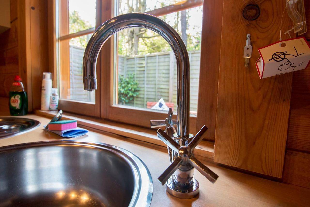 Entire apartment, Tranquil log cabin in Shepton Mallet, Somerset