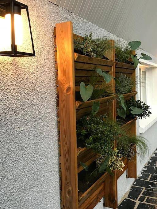 Gîte pour 2 personnes, avec terrasse ainsi que jardin et jacuzzi à Soucelles - 3