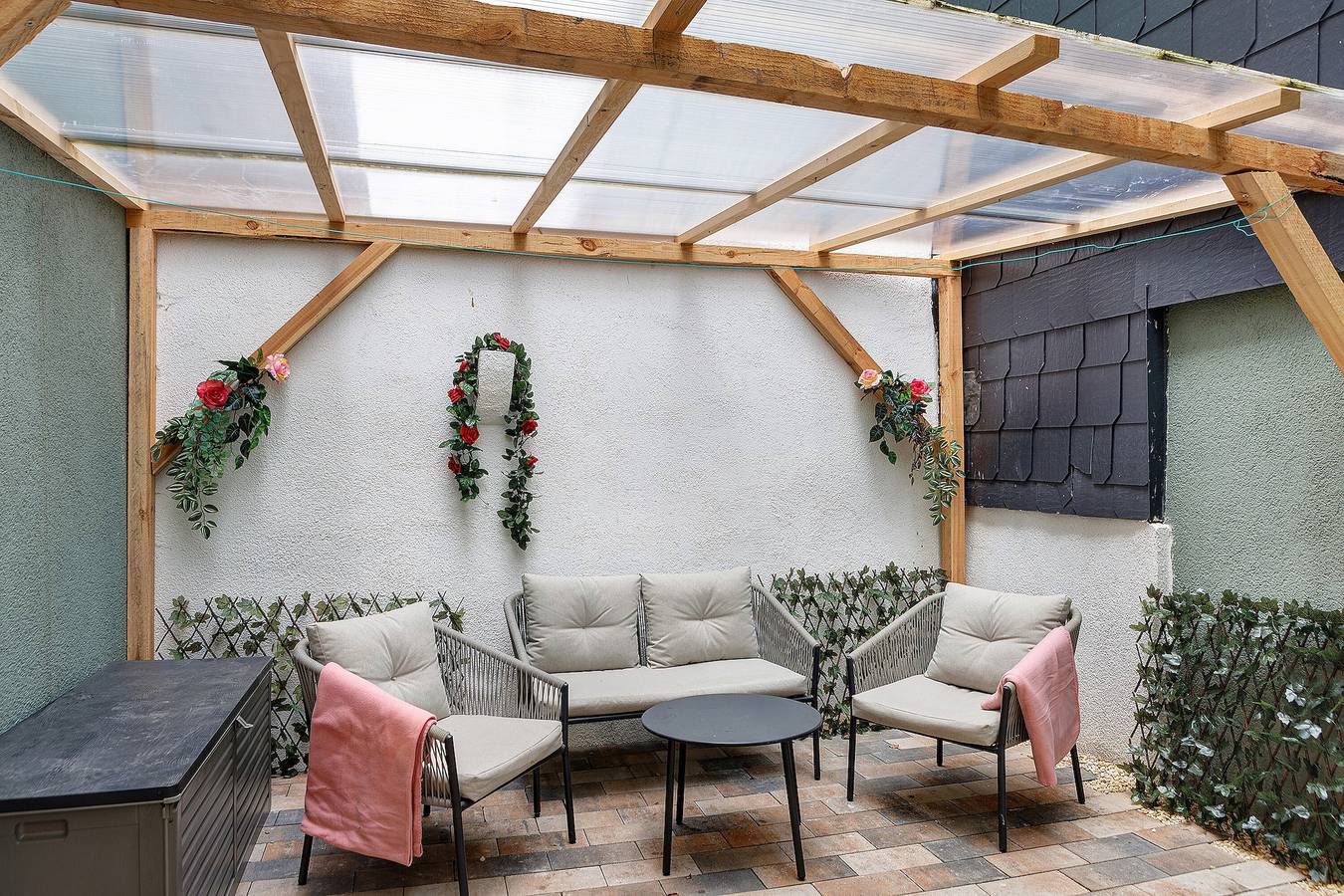 Ganze Wohnung, Apartment „Vierjahreszeiten Frühling“ mit privater Terrasse und Wlan in Bad Langensalza, Unstrut-Hainich-Kreis