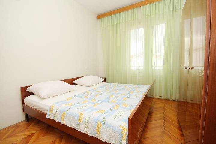 Ferienwohnung für 8 Personen, mit Balkon/Terrasse