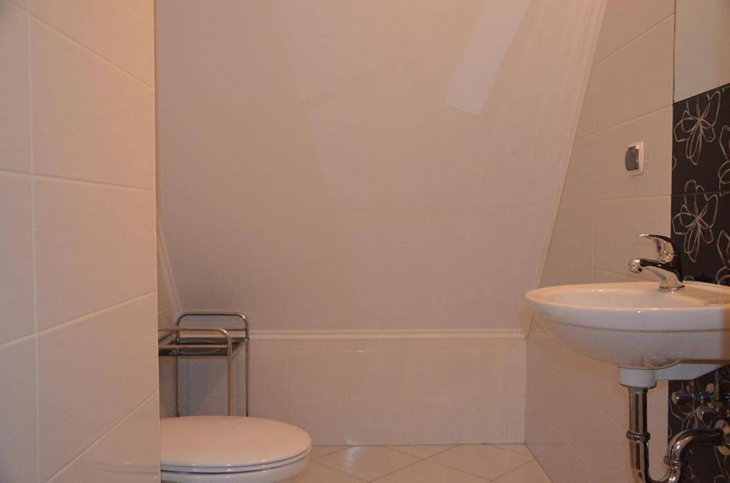 Four-Bedroom House in Karpaty (Polska)