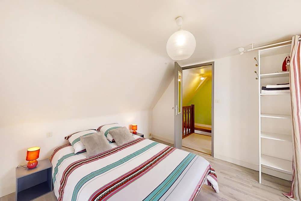 Acogedora casa de 1 dormitorio en. in Josselin, Pontivy region