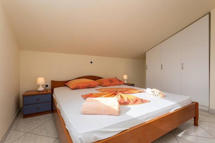 Maison d’hôte pour 2 personnes, avec balcon et vue dans Krk - 2