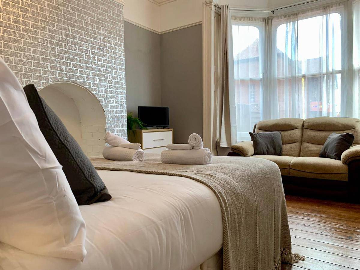 Holiday Home in Walsall, Birmingham Area