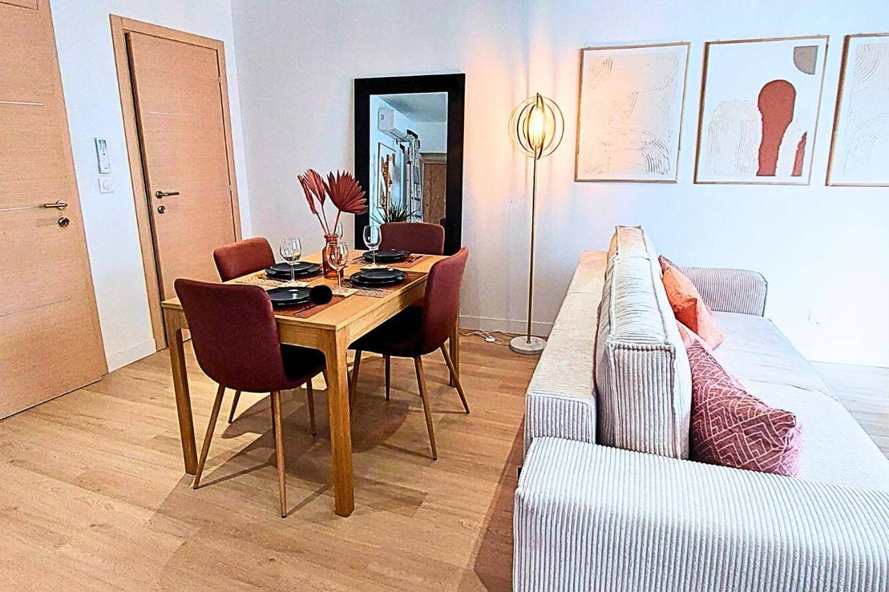 Appartement entier, Artgold * Logement Haut de gamme Spa in Roanne, Région de Roanne