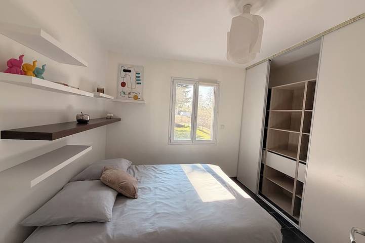 Maison avec piscine, idéal vacances & séjour pro. in Saint-Jean-d'Illac, Région de Bordeaux
