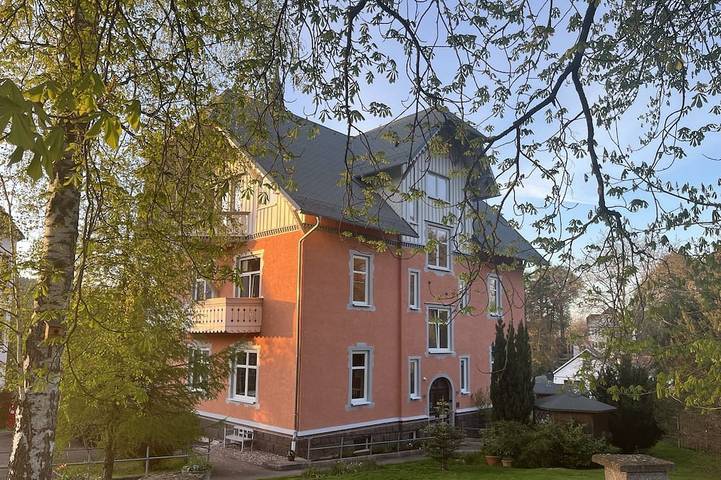 Ferienwohnung für 4 Personen, mit Balkon und Garten sowie Sauna in Georgenthal