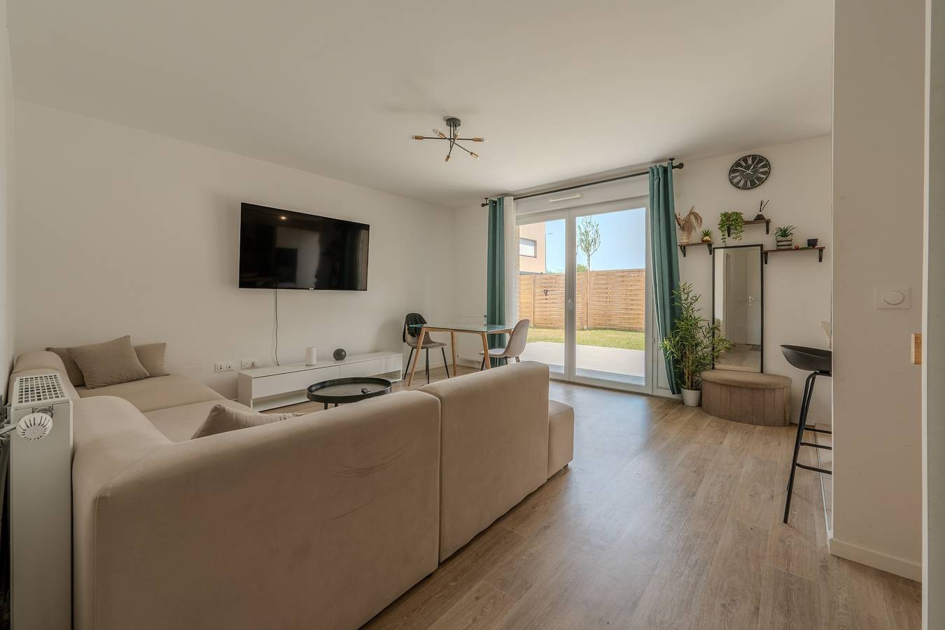 Maison De Vacances pour 7 Personnes dans Aubergenville, Yvelines