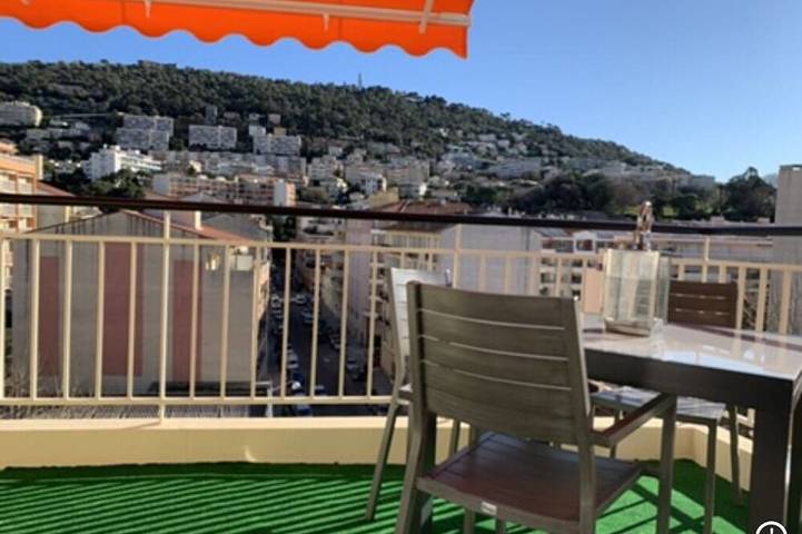 Gîte pour 6 personnes, avec terrasse dans Saint-Roch
