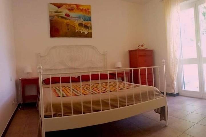 Villa pour 8 personnes, avec jardin, animaux acceptés à Imperia - 3