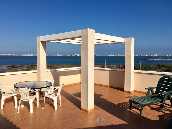 Gîte pour 6 personnes, avec Balcon ainsi que Terrasse et Bassin pour enfant dans Los Nietos