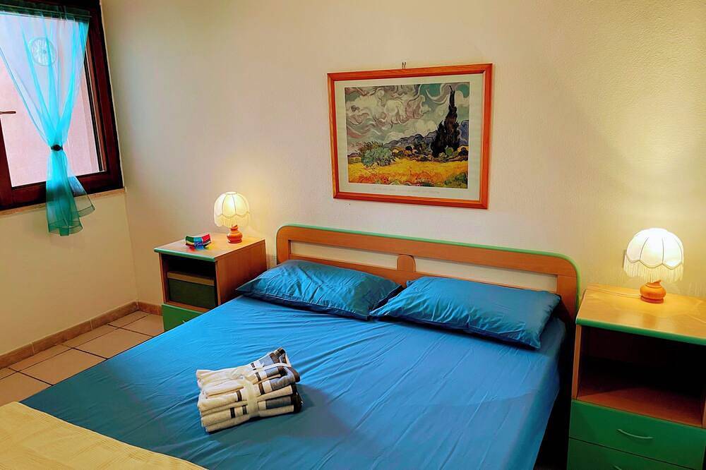 Appartamento intero, Casa Margot Sardinia. Confortevole appartamento a 10 minuti dalla spiaggia. in Arbus (comune), Campidano di Terralba