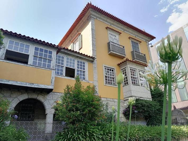 Chambre d’hôte pour 2 personnes, avec Terrasse et Jardin ainsi que Piscine et Vue dans Guimarães