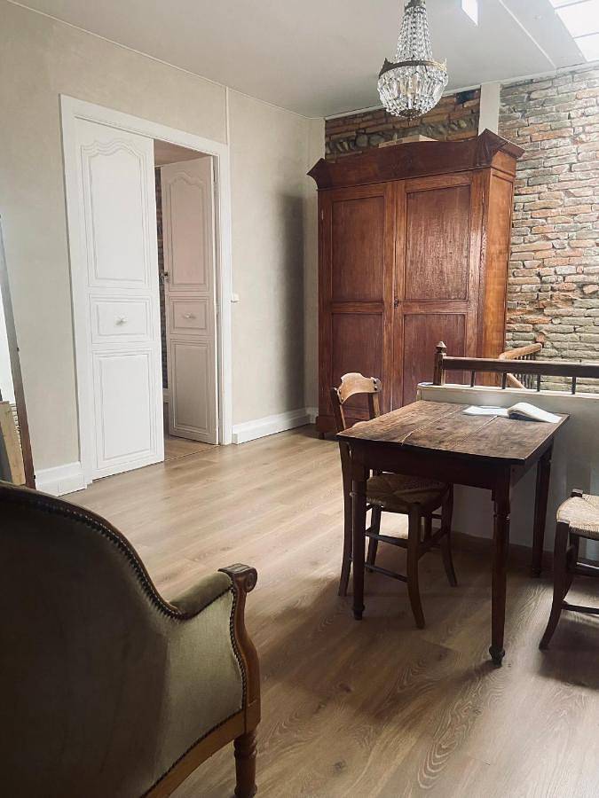 Double Room with Shared Bathroom in Carbonne, Haute-Garonne