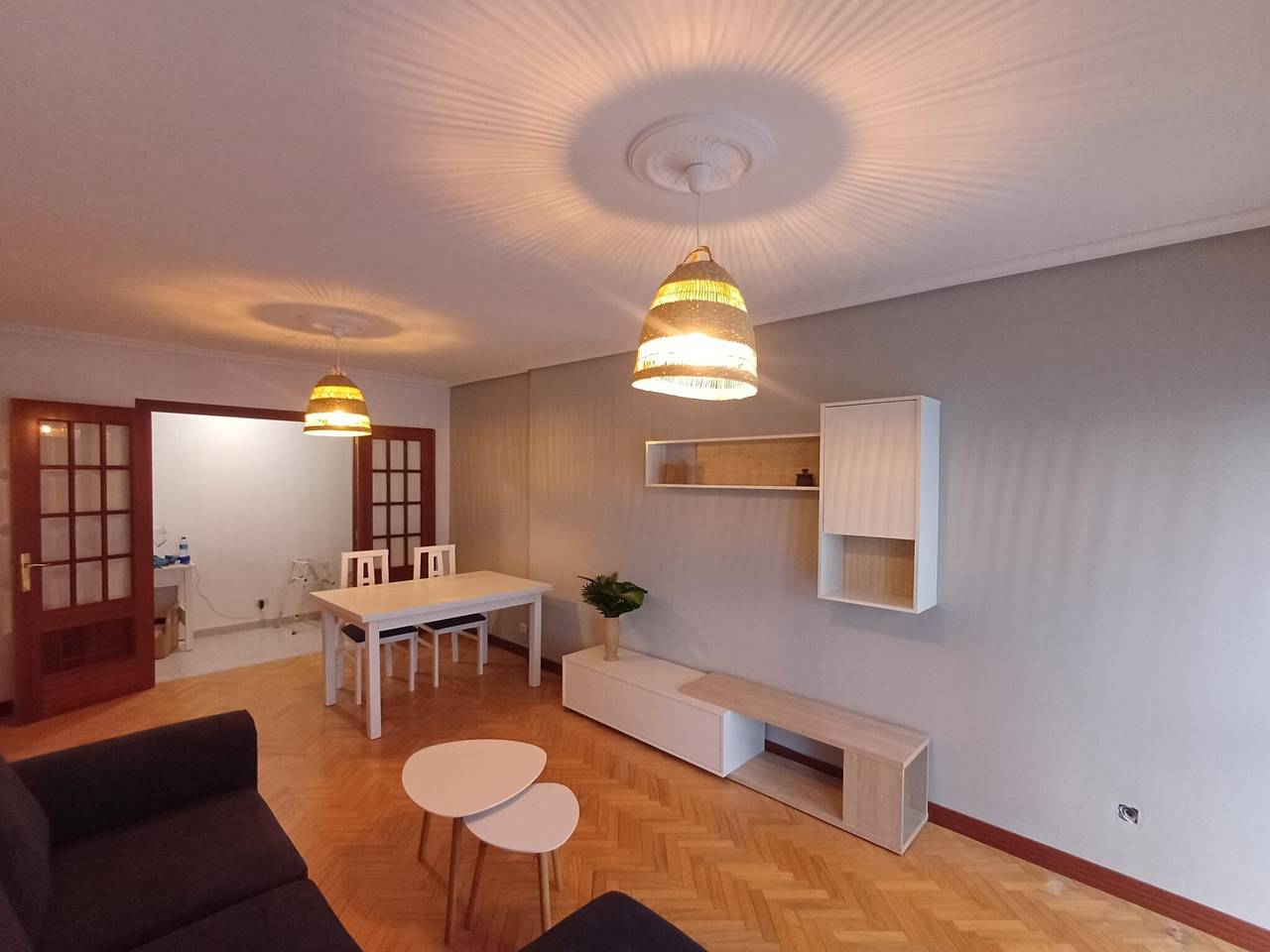 Ganze Wohnung, Apartment 'Camiño De Santiago' mit Gemeinschaftsgarten und Wlan in Sarria, Reserva da Biosfera Ribeira Sacra e Serras do Oribio e Courel