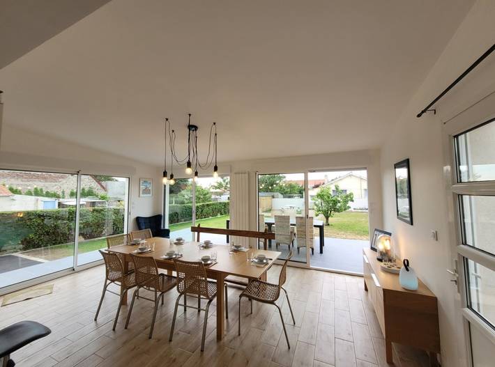 Villa pour 8 personnes, avec terrasse et jardin